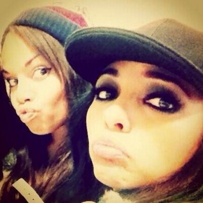 Profile Picture of Alli + Taylor (@emilie_bertram) on Twitter