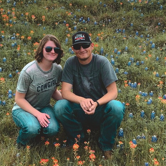 Profile Picture of Lauren Nickeson (@laurennickeson) on Poshmark