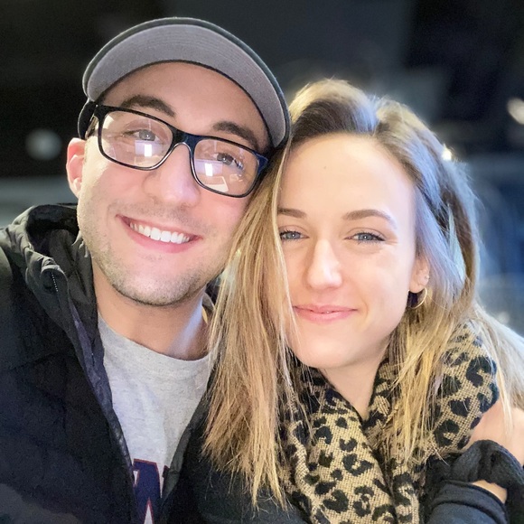 Profile Picture of Joshua Mayer (@jvandermayer) on Poshmark