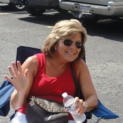 Profile Photo of Karen Schneider (@JakakejiKaren) on Twitter