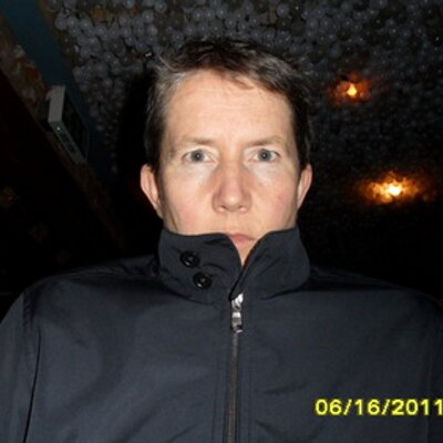 Profile Picture of Claire V Thompson (@clairevt) on Twitter