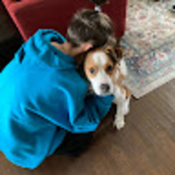 Profile Picture of Cate Cavera (@cate_cavera) on Poshmark