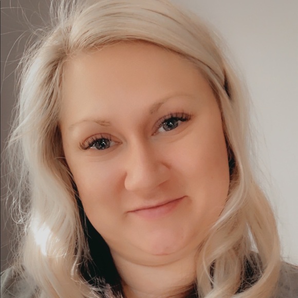 Profile Picture of Kristina Malson (@klsemp2154) on Poshmark