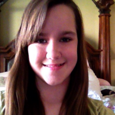 Profile Picture of Lindsay Magee (@lindsaymagee13) on Twitter