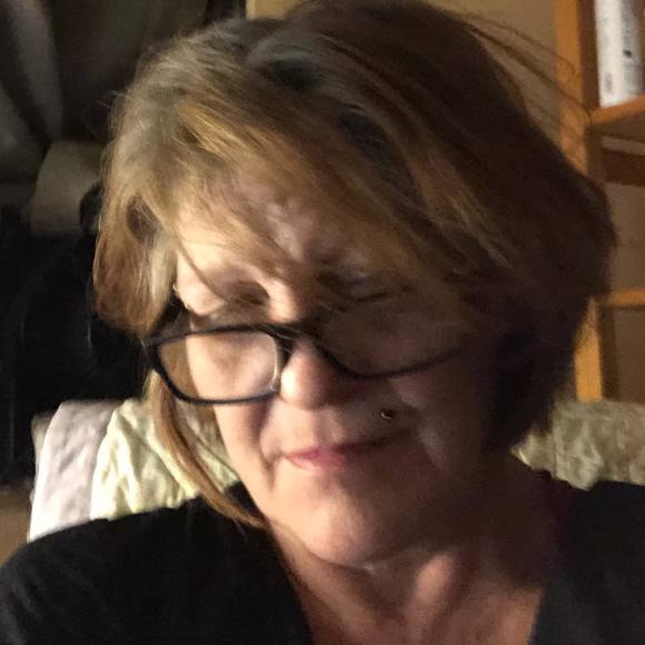 Profile Picture of Janet Lane-gemberling (@janetgember) on Poshmark