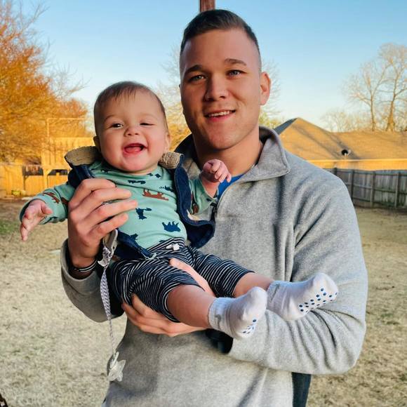 Profile Picture of Chris Aulds (@chrisaulds) on Poshmark