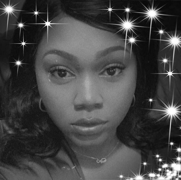 Profile Picture of Smygouka Delinois (@mirkabae) on Poshmark
