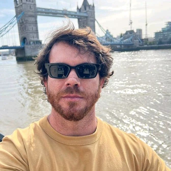 Profile Picture of Johnathan Kim (@johnnie1001) on Tiktok