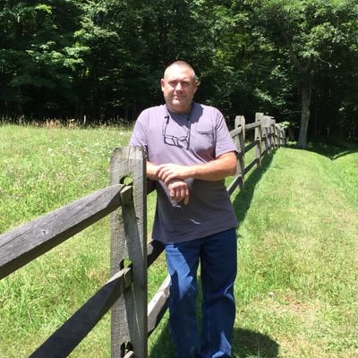 Profile Picture of Jeffrey Christian (@unvjef) on Twitter