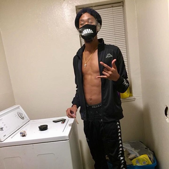 Profile Picture of Boogie Boog (@boogmoney) on Poshmark