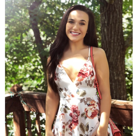 Profile Picture of Olivia Braitsch (@oliviashaye) on Poshmark