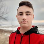 Profile Picture of Robert Lucian (@robert.lucian.520) on Instagram