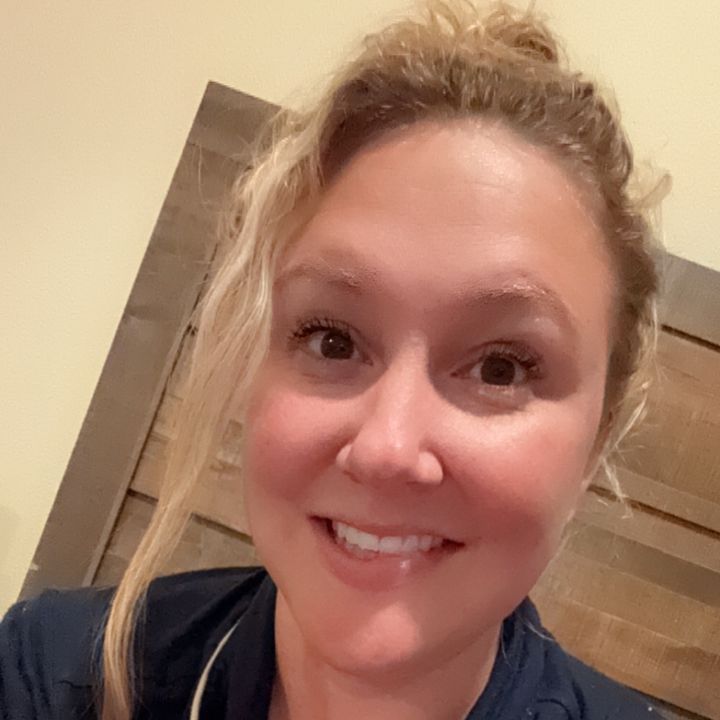 Profile Picture of Leah (@leah.helms) on Tiktok