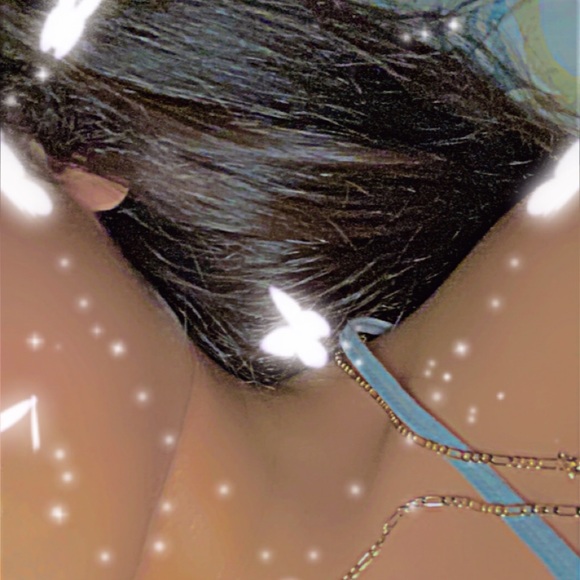 Profile Picture of Lil shawty😫😍 Bladerramq (@user1853349) on Poshmark