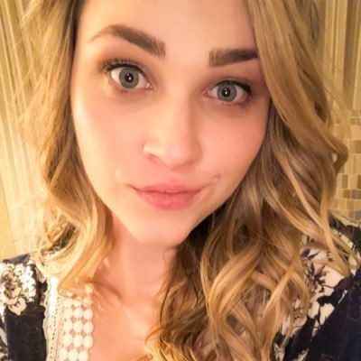 Profile Picture of Jenny Scott (@JennyDohrmann) on Twitter