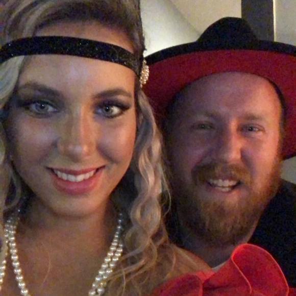 Profile Picture of Olivia Schulte (@oliviaschult368) on Poshmark