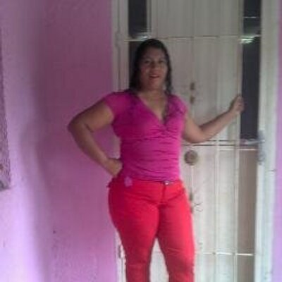 Profile Picture of Noemi Caldera (@noemi2657) on Twitter