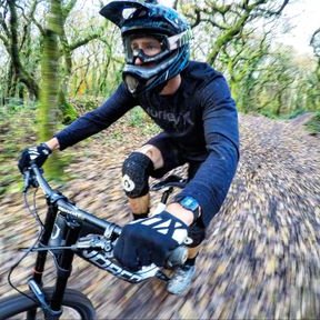 Profile Picture of Carlos Reynolds (@CarlosR83577912) on Twitter