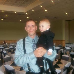 Profile Picture of T Gibbs (@tomandheidi) on Myspace