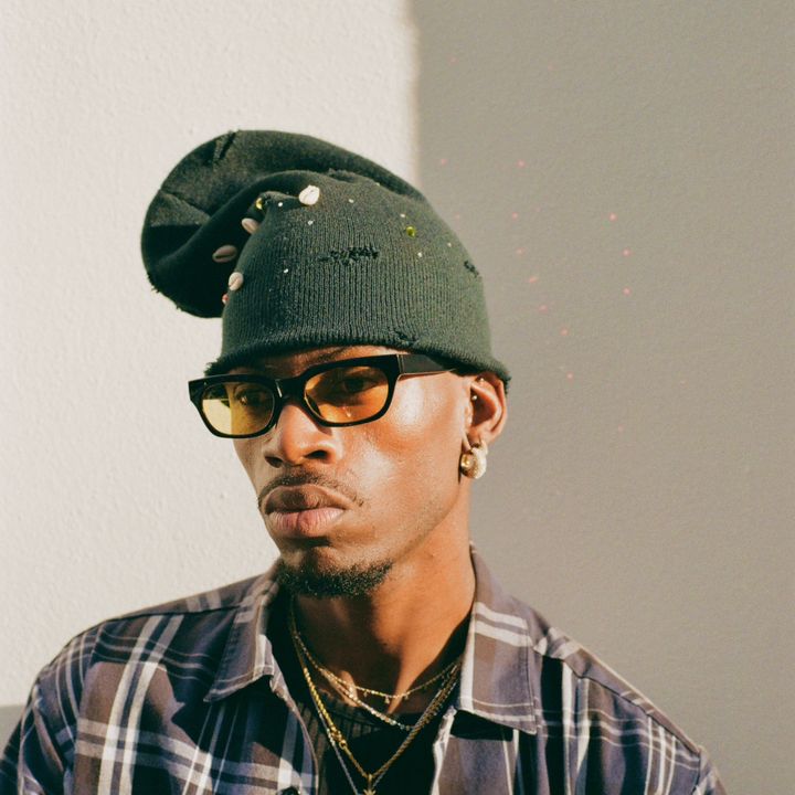 Profile Picture of Laperlenoire_ (@laperlenoire__) on Tiktok
