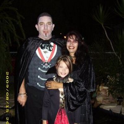 Profile Picture of Yolanda Wiggins (@vampmom45) on Twitter