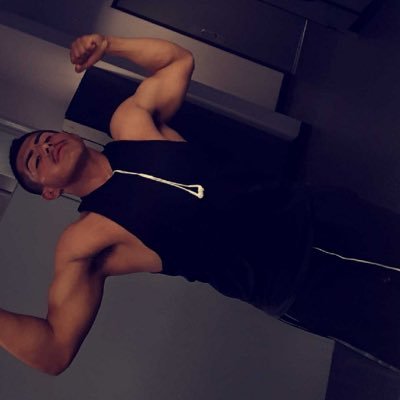Profile Picture of Cristian Mancilla (@cm32198) on Twitter