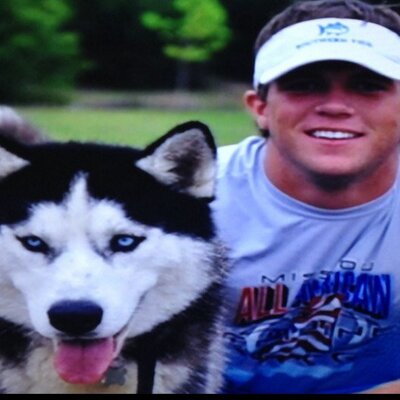Profile Picture of Wyatt Roberts (@wyattr_4) on Twitter
