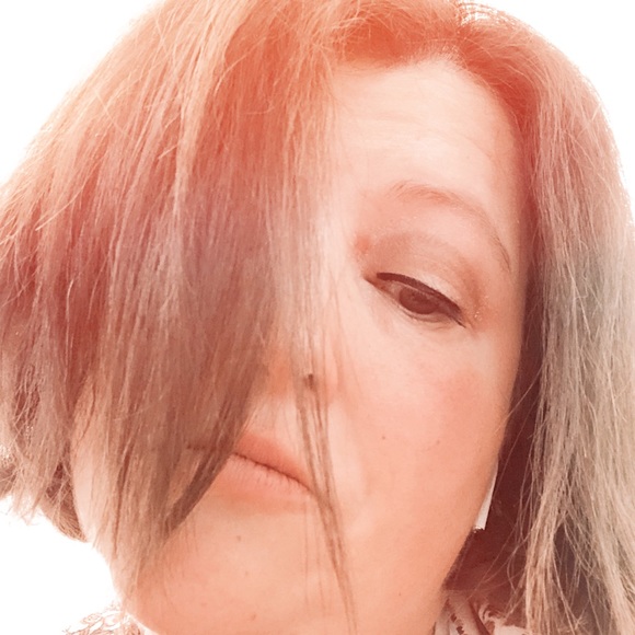 Profile Picture of Dianna Strieter (@distrieter13) on Poshmark