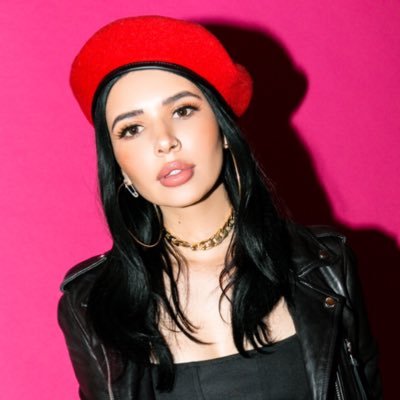 Profile Picture of Hanna Beth (@TheHannaBeth) on Twitter