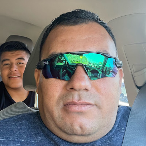 Profile Picture of Abner Ramirez (@abnerr1986) on Poshmark