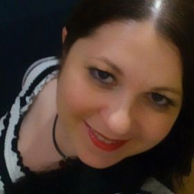 Profile Picture of Daniela Merklinger (@GlamourGene) on Pinterest