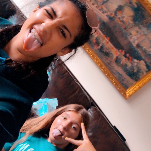 Profile Picture of Gianna Gentilesca (@giannagent22) on Poshmark