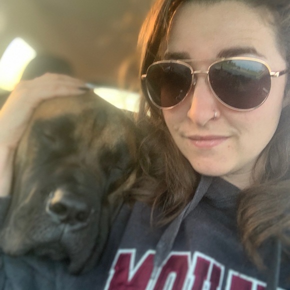 Profile Picture of Terri Mewhiney (@terrimewhiney) on Poshmark