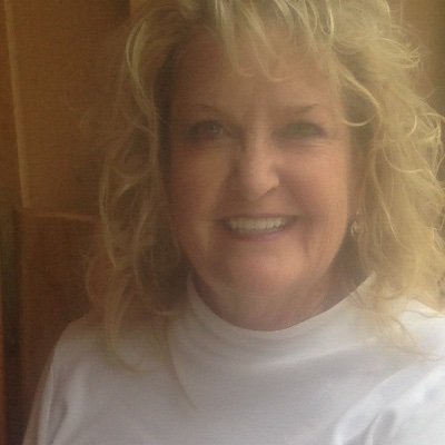 Profile Picture of Peggy W Barnetton Twitter