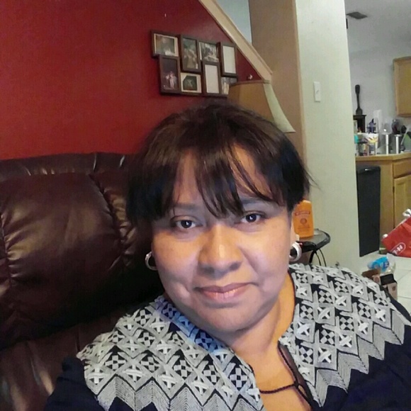 Profile Picture of Sylvia Davila-chapa (@7a12g2a) on Poshmark