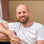 Profile Picture of Tom Gibbs | Art & Vans (@tomgibbsart) on Youtube