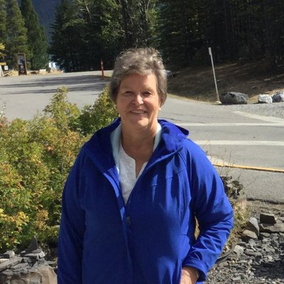 Profile Picture of Betsy Hansen (@nb_hansen) on Twitter