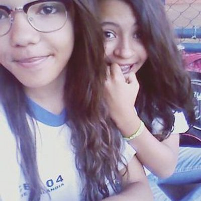 Profile Picture of Fernanda Santos (@lovato_azalea) on Twitter