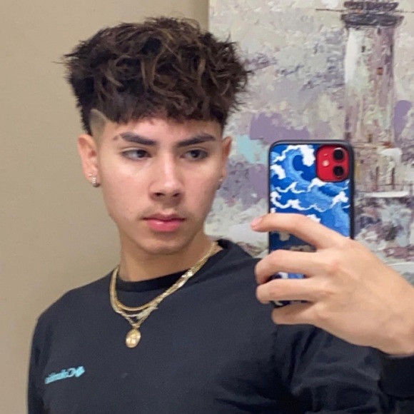 Profile Picture of Jake Newcaster (@jakecaster) on Poshmark