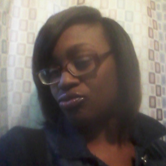 Profile Picture of Sherry Bennett (@nadirahbennett1) on Poshmark