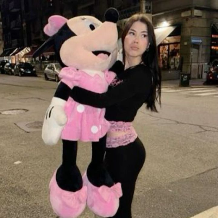 Profile Picture of baddie🌸 (@anna.pep3_) on Tiktok