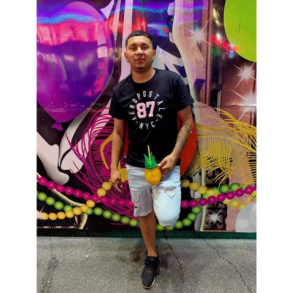 Profile Picture of Danny Alvarado (@daniellramos503) on Poshmark