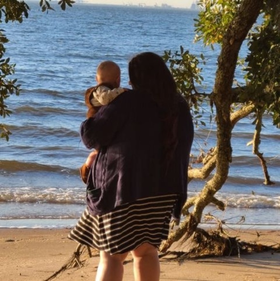 Profile Picture of Rachel Downs (@pinklvrrld) on Poshmark