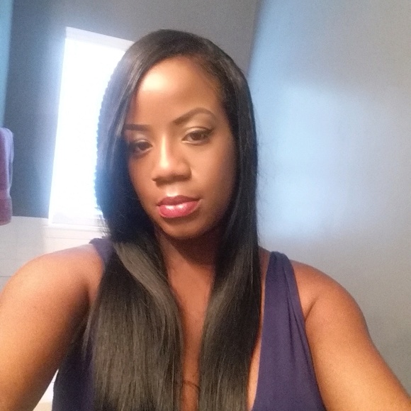Profile Picture of Jascenth Reddie (@jascenth29) on Poshmark