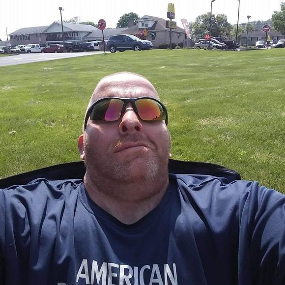 Profile Picture of Matthew Bittenbender (@m_bittenbender) on Poshmark