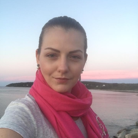 Profile Picture of Tatsiana Charnysh (@tcharnysh) on Poshmark