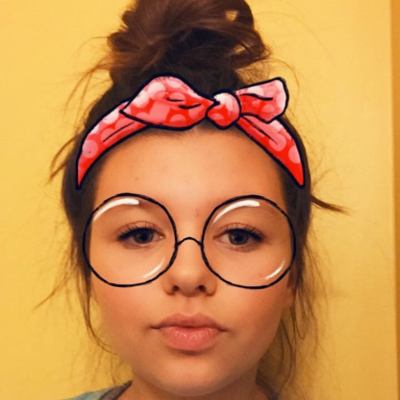 Profile Picture of Madison Dollinger (@24mmd01) on Poshmark