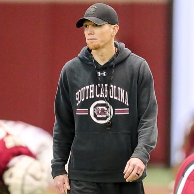 Profile Picture of Joe Cox (@JoeGameCox) on Twitter