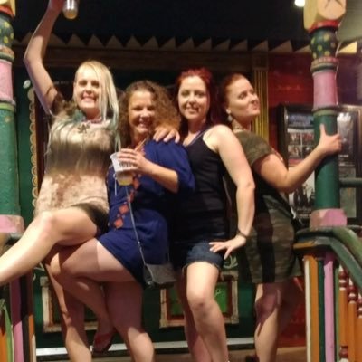 Profile Picture of Janell Thompson (@JanellT21802385) on Twitter