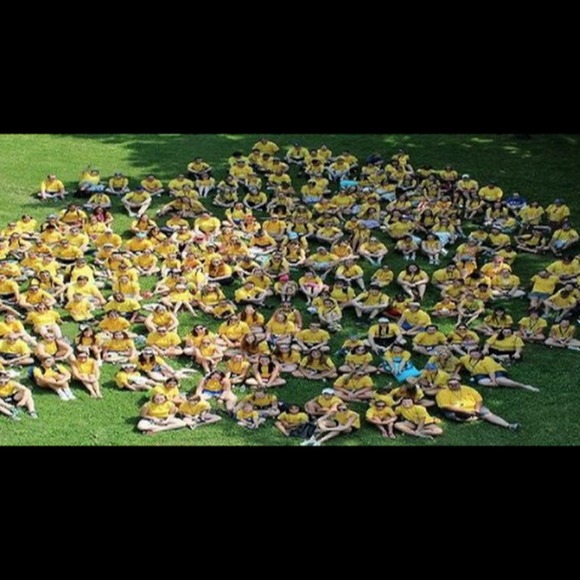 Profile Picture of Tommi Stanton (@tommistanton) on Poshmark